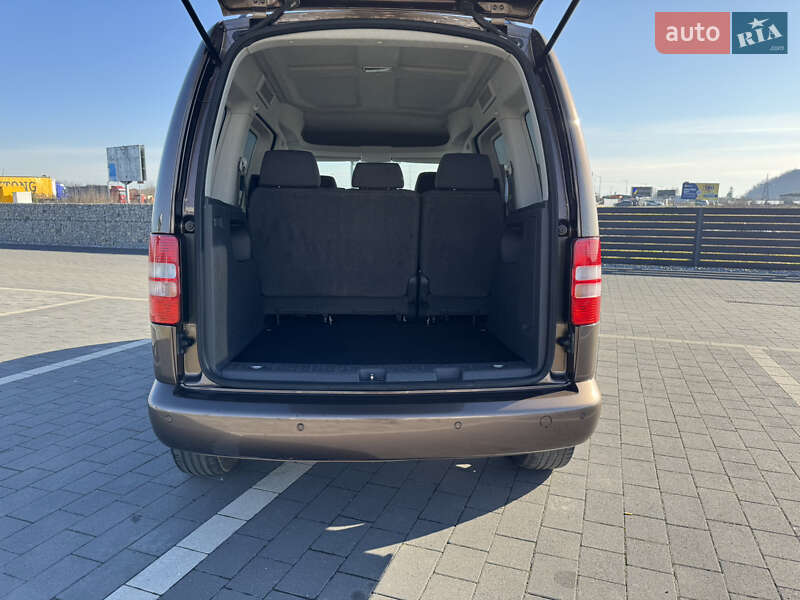 Мінівен Volkswagen Caddy 2012 в Мукачевому