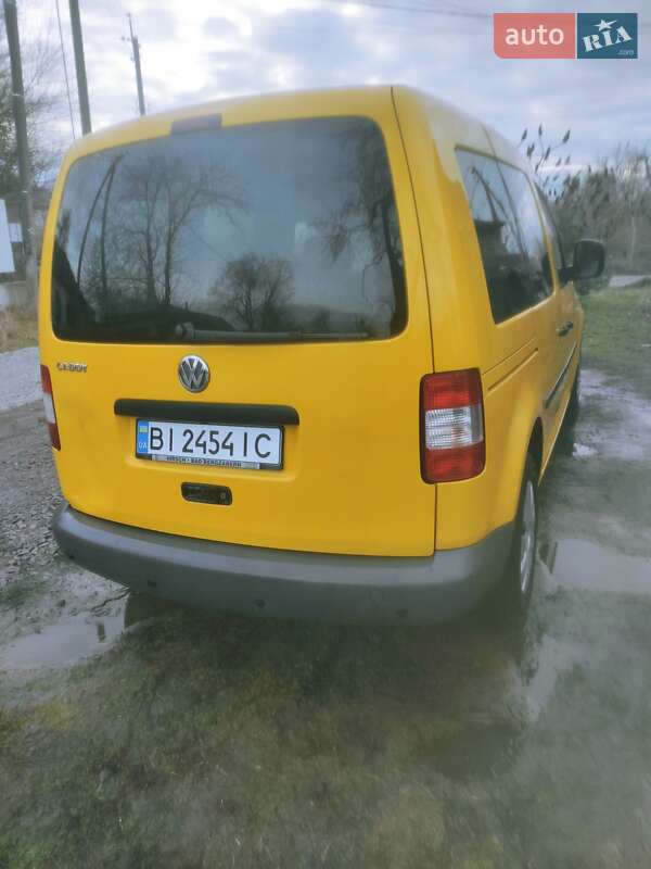 Минивэн Volkswagen Caddy 2005 в Кременчуге
