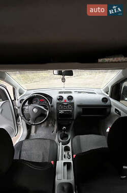 Минивэн Volkswagen Caddy 2006 в 