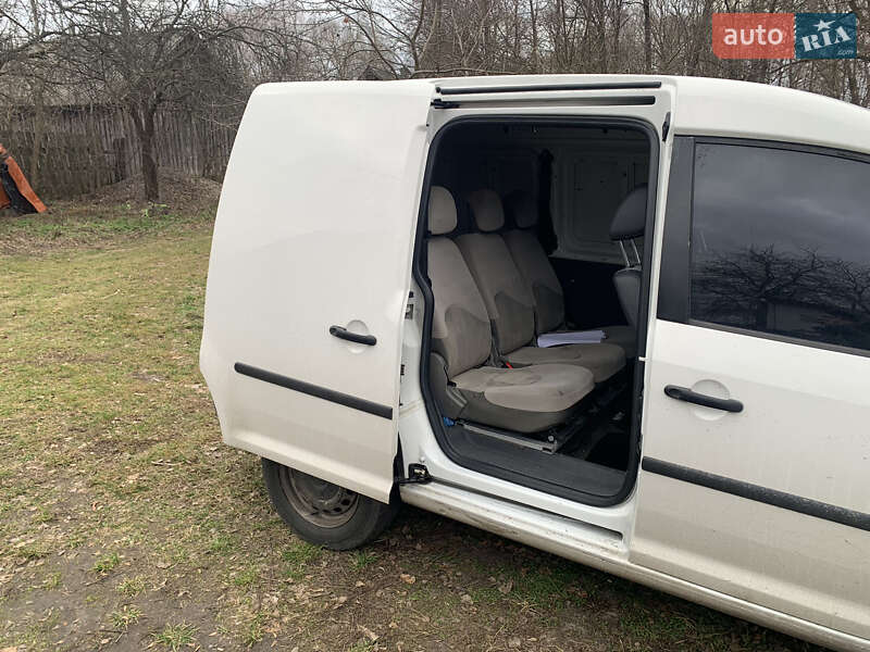 Минивэн Volkswagen Caddy 2012 в Киеве