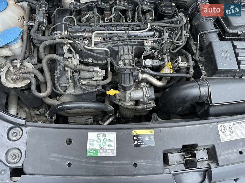 Грузопассажирский фургон Volkswagen Caddy 2013 в Костополе