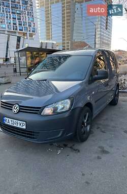 Вантажопасажирський фургон Volkswagen Caddy 2012 в Києві