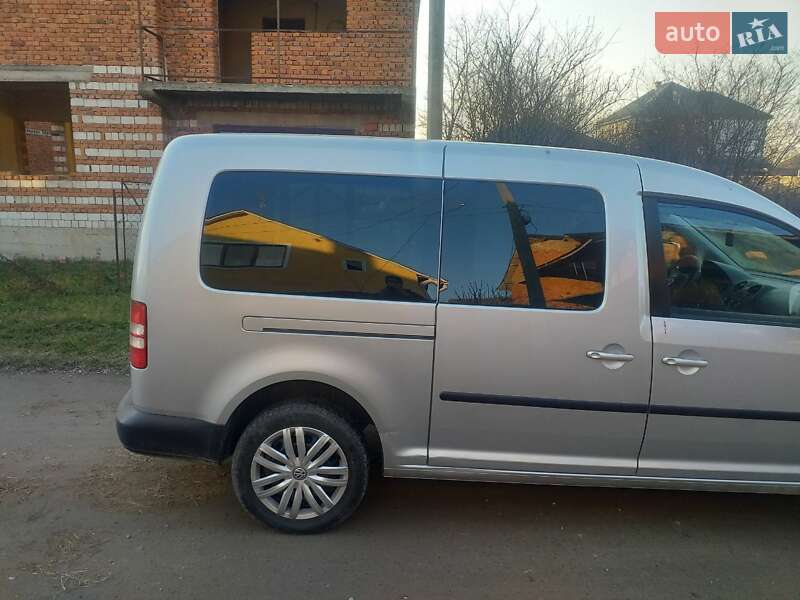 Минивэн Volkswagen Caddy 2015 в Вилке