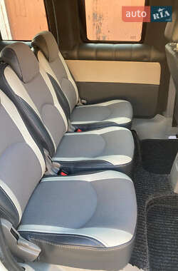 Минивэн Volkswagen Caddy 2010 в 
