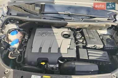 Минивэн Volkswagen Caddy 2014 в Киеве