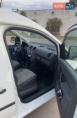 Вантажний фургон Volkswagen Caddy 2012 в 