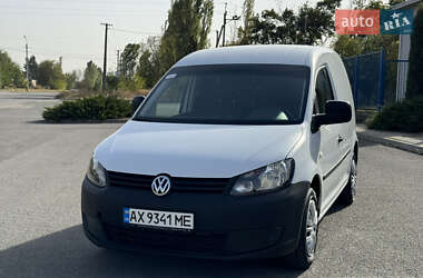 Вантажний фургон Volkswagen Caddy 2013 в Дніпрі