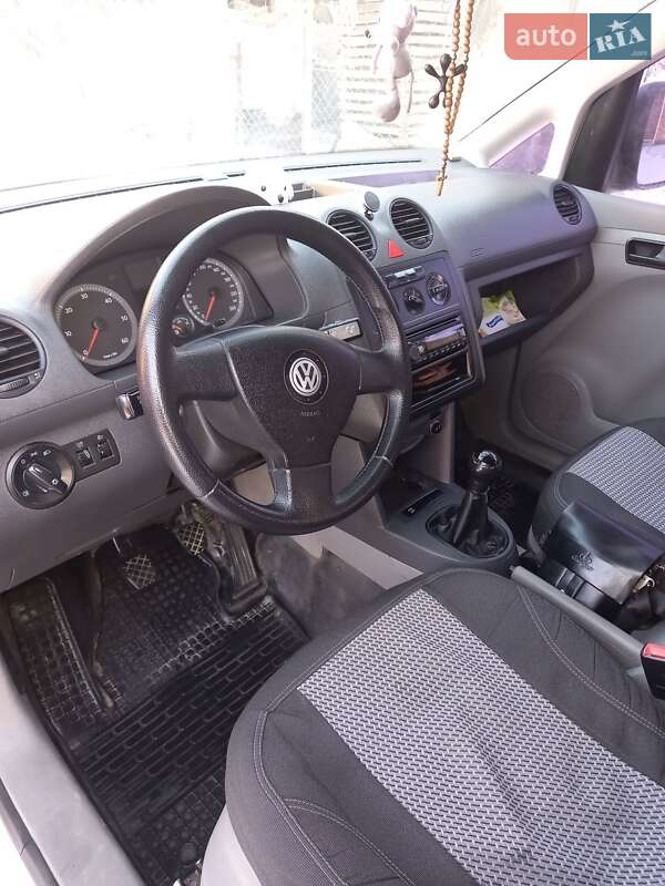 Минивэн Volkswagen Caddy 2007 в Борщеве