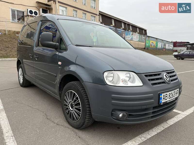 Минивэн Volkswagen Caddy 2009 в Виннице