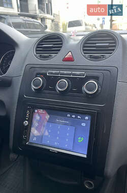Минивэн Volkswagen Caddy 2011 в 
