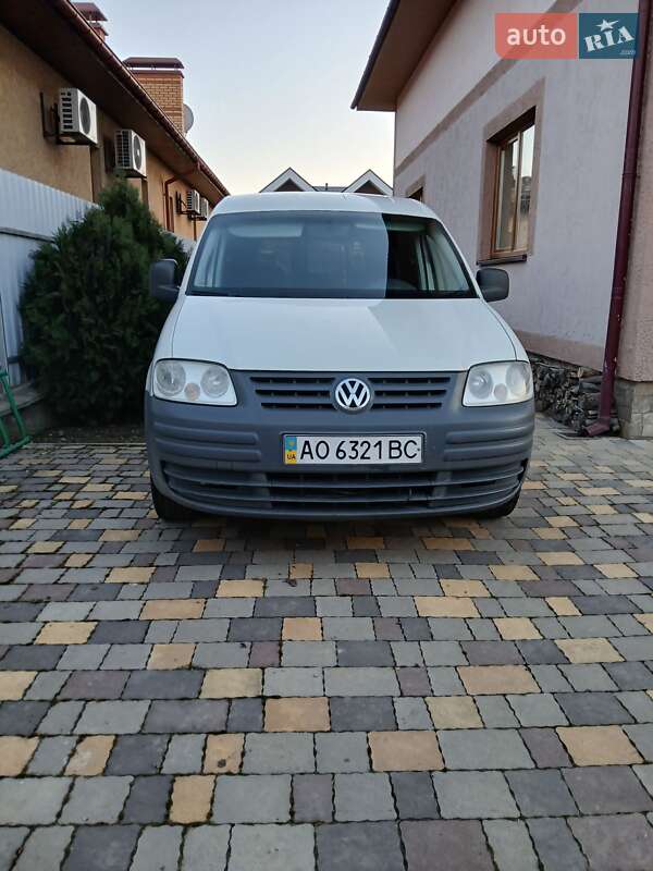 Минивэн Volkswagen Caddy 2007 в Ужгороде