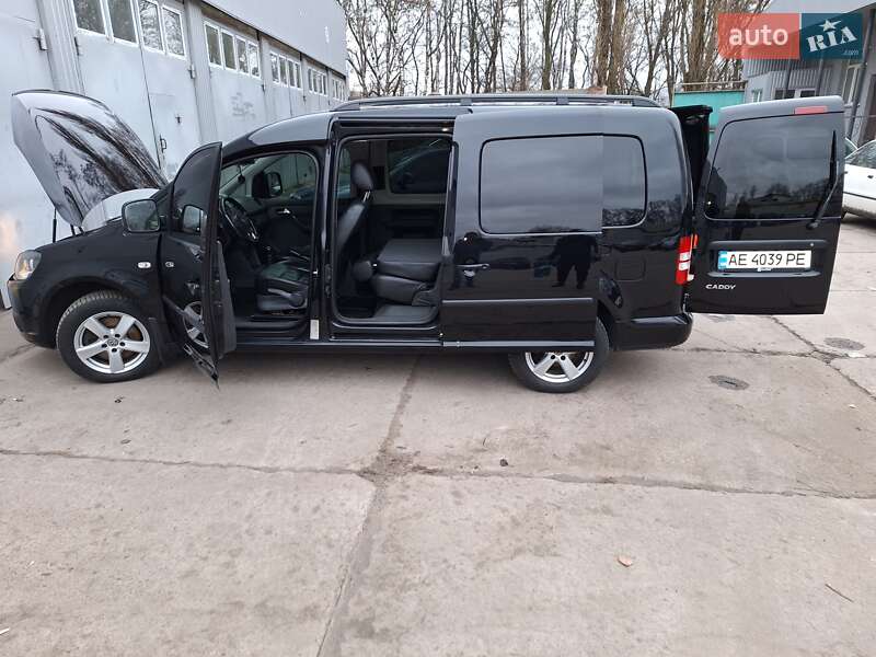 Минивэн Volkswagen Caddy 2013 в Чернигове