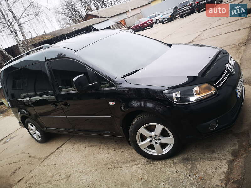 Минивэн Volkswagen Caddy 2013 в Чернигове