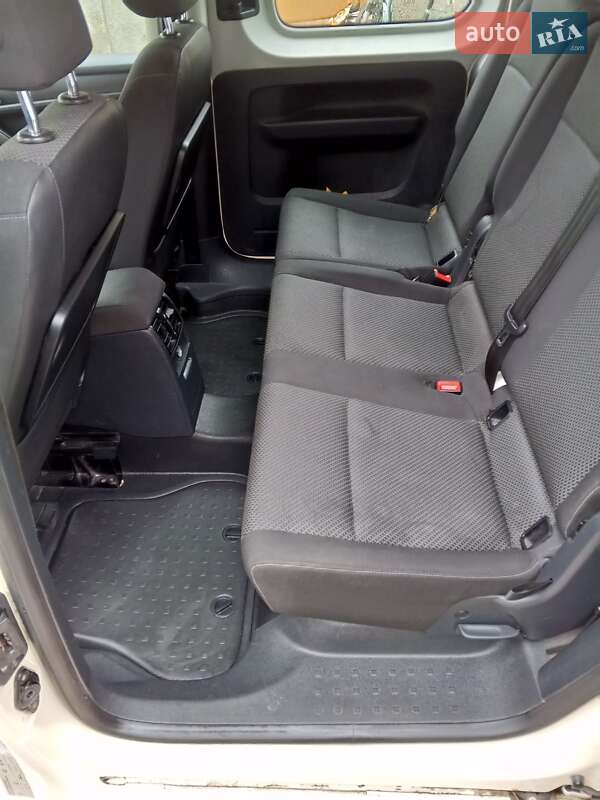 Мінівен Volkswagen Caddy 2016 в Луцьку