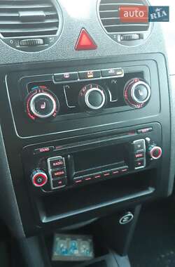 Грузовой фургон Volkswagen Caddy 2015 в 