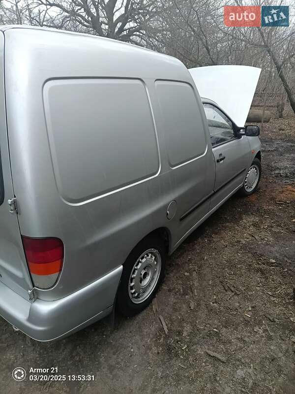 Грузовой фургон Volkswagen Caddy 1999 в Першотравенске