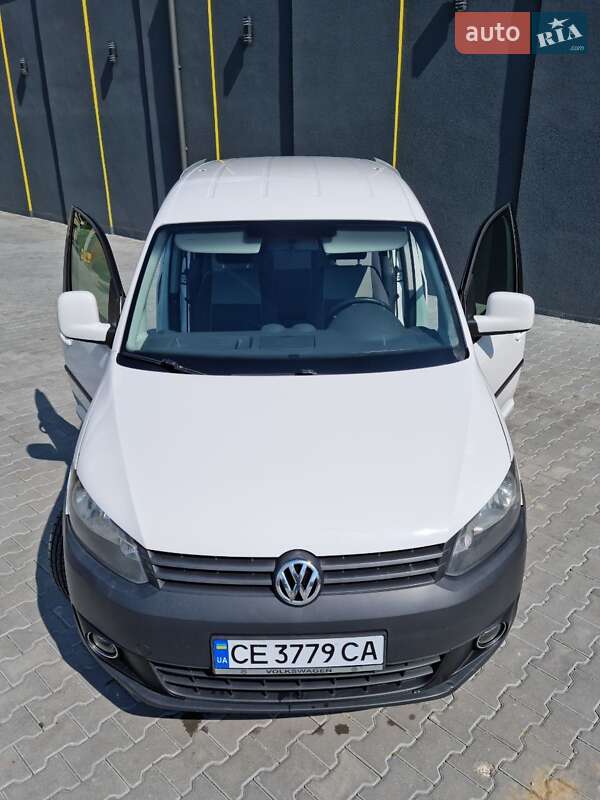 Мінівен Volkswagen Caddy 2010 в 