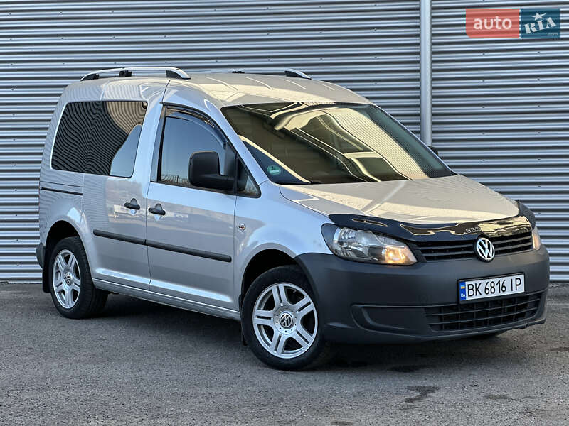 Минивэн Volkswagen Caddy 2011 в 