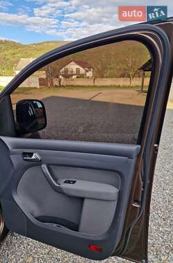 Минивэн Volkswagen Caddy 2013 в 