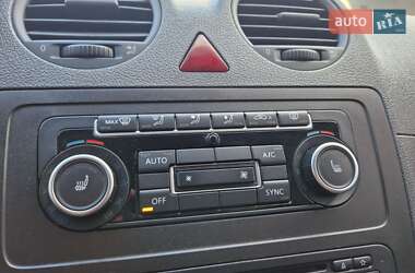 Минивэн Volkswagen Caddy 2013 в 
