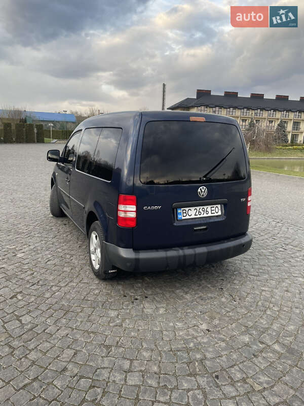 Минивэн Volkswagen Caddy 2012 в Львове