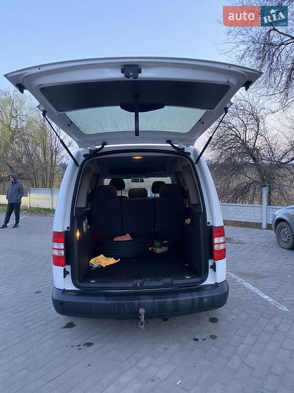 Минивэн Volkswagen Caddy 2015 в Апостолово