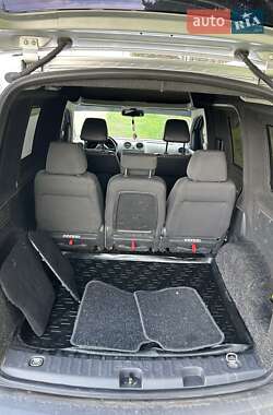 Грузопассажирский фургон Volkswagen Caddy 2010 в 