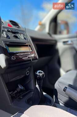 Минивэн Volkswagen Caddy 2010 в 