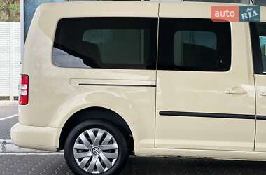 Минивэн Volkswagen Caddy 2015 в 