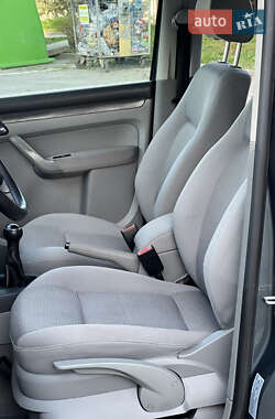 Минивэн Volkswagen Caddy 2006 в 