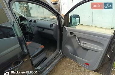 Минивэн Volkswagen Caddy 2010 в Черновцах