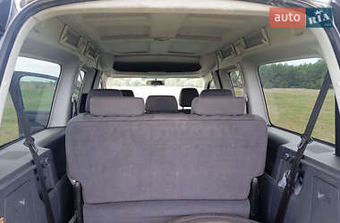 Мінівен Volkswagen Caddy 2010 в 