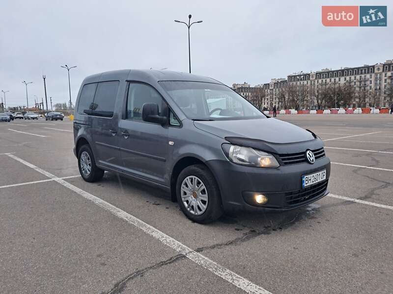 Volkswagen Caddy 2011