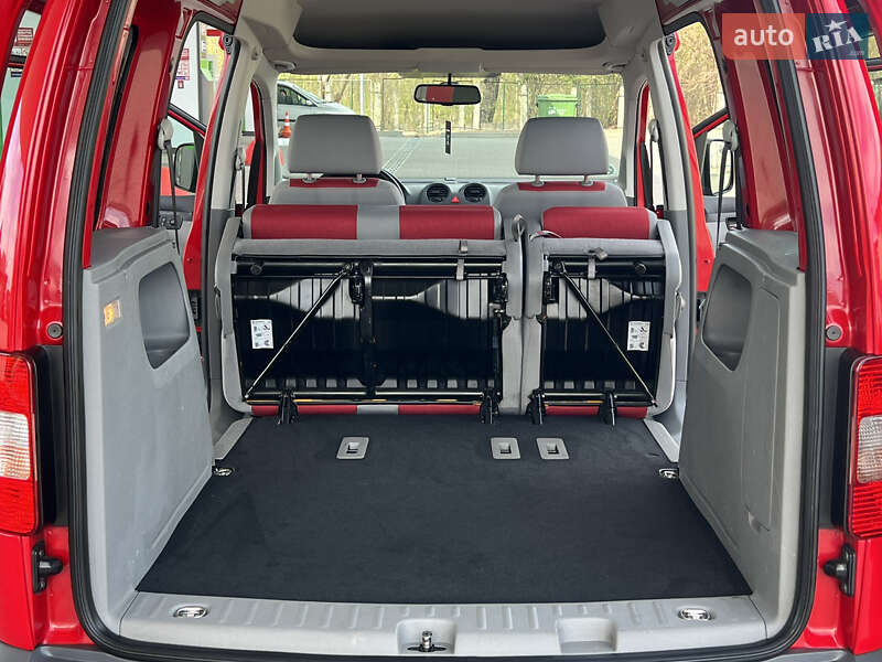 Минивэн Volkswagen Caddy 2010 в Житомире
