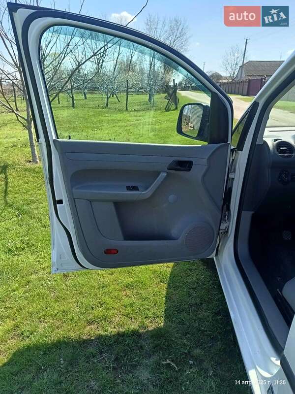 Минивэн Volkswagen Caddy 2007 в Кременчуге
