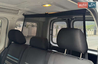 Минивэн Volkswagen Caddy 2011 в 