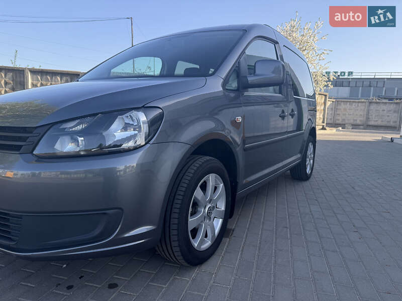 Минивэн Volkswagen Caddy 2014 в 