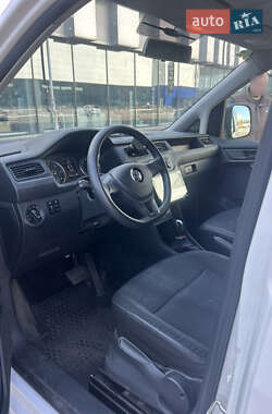Грузопассажирский фургон Volkswagen Caddy 2015 в 
