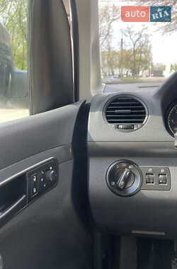 Грузовой фургон Volkswagen Caddy 2013 в 