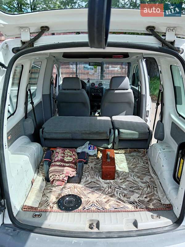 Минивэн Volkswagen Caddy 2007 в Буче