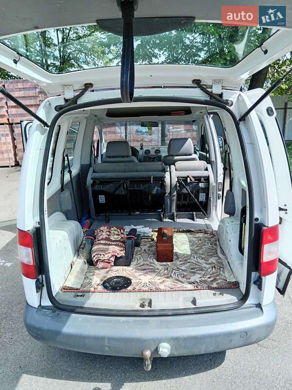 Минивэн Volkswagen Caddy 2007 в Буче