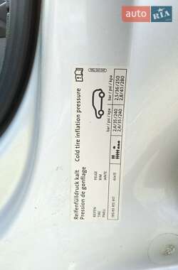 Минивэн Volkswagen Caddy 2011 в 