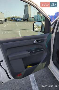 Мінівен Volkswagen Caddy 2010 в 