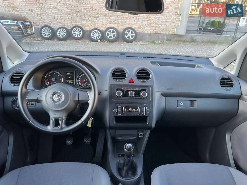 Минивэн Volkswagen Caddy 2015 в Коломые