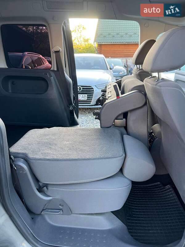 Минивэн Volkswagen Caddy 2015 в Коломые