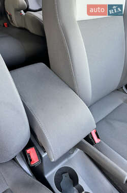 Мінівен Volkswagen Caddy 2013 в 