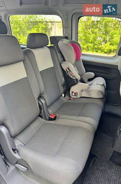 Мінівен Volkswagen Caddy 2013 в 