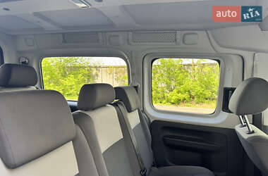 Мінівен Volkswagen Caddy 2013 в 