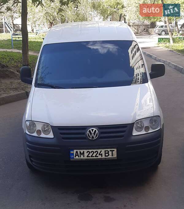 Минивэн Volkswagen Caddy 2010 в Житомире