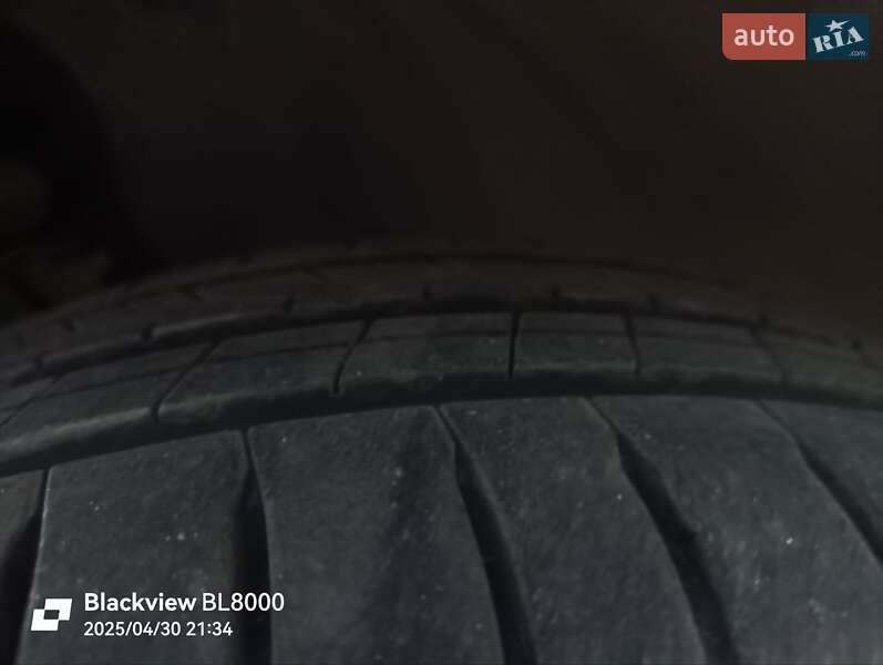 Минивэн Volkswagen Caddy 2010 в Черновцах